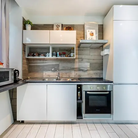 Terry's Place Апартаменты Рим