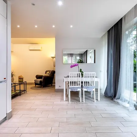 Terry's Place Апартаменты Рим